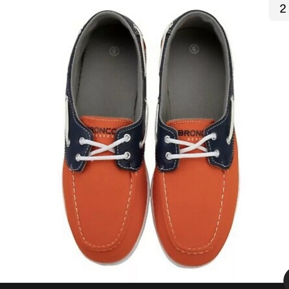 Denver Broncos NFL Men's Side Logo Slip-On Canvas Shoes, Size 9- New - Picture 2 of 10